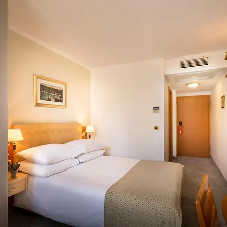Hotel Sunny By Valamar, Ex Zvonimir