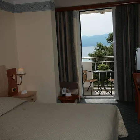 Sunny By Valamar, Ex Zvonimir Hotel 4*