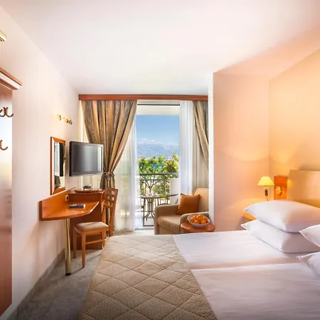 Sunny By Valamar Hotel 4*