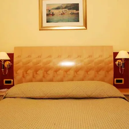 Sunny By Valamar فندق باشْكا
