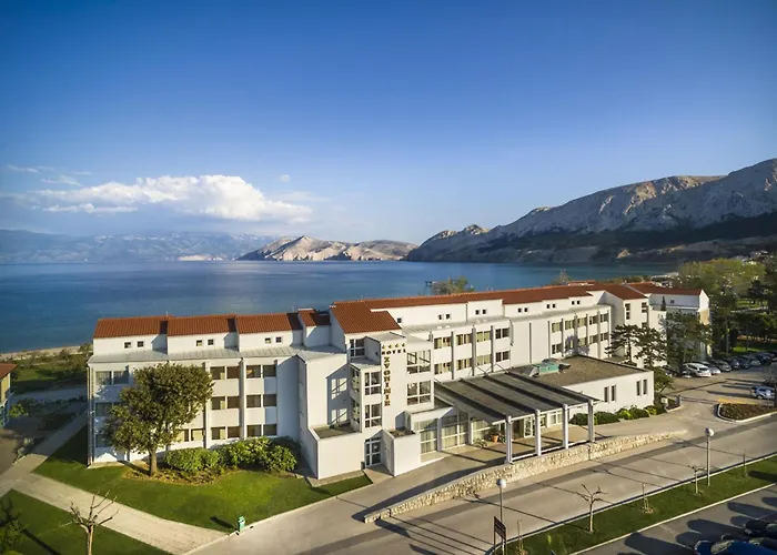 Sunny By Valamar Hotell 4*