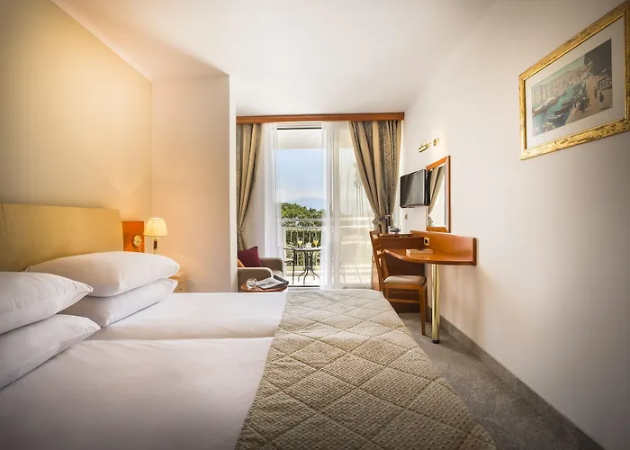 Sunny By Valamar Hotel 4*