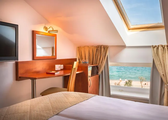 Sunny By Valamar Hotel