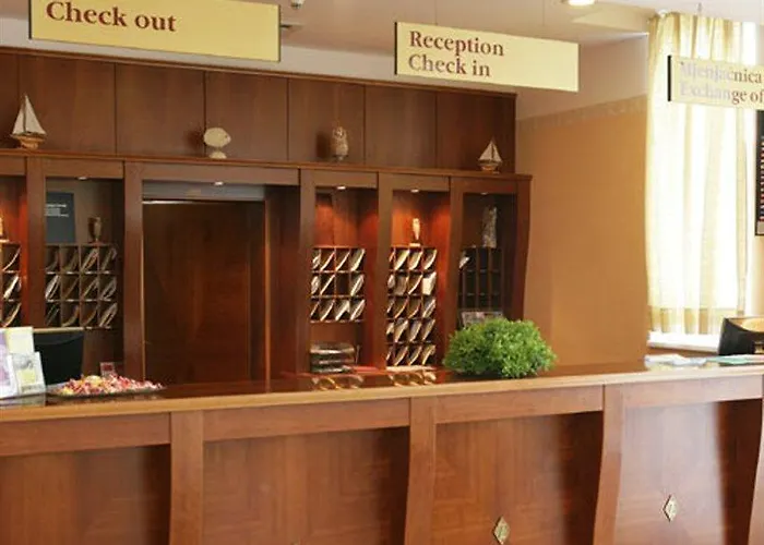Hotell Sunny By Valamar 4*