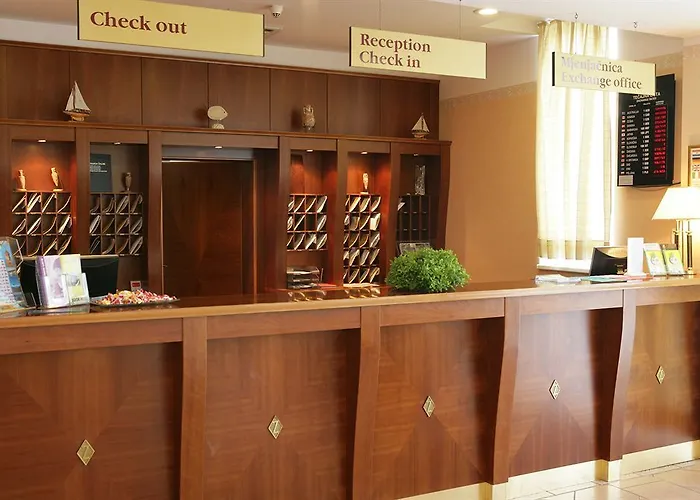 Hotell Sunny By Valamar 4*