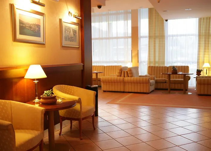 Sunny By Valamar Hotell