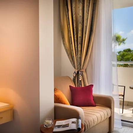 Sunny By Valamar Hotell Baška