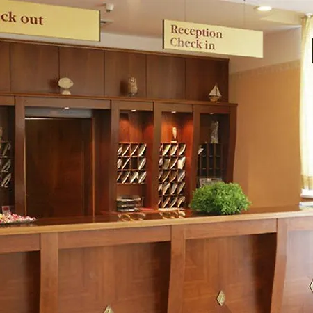 Hotell Sunny By Valamar 4*