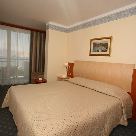 Sunny By Valamar Baška