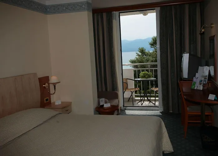 Sunny By Valamar Otel 4*